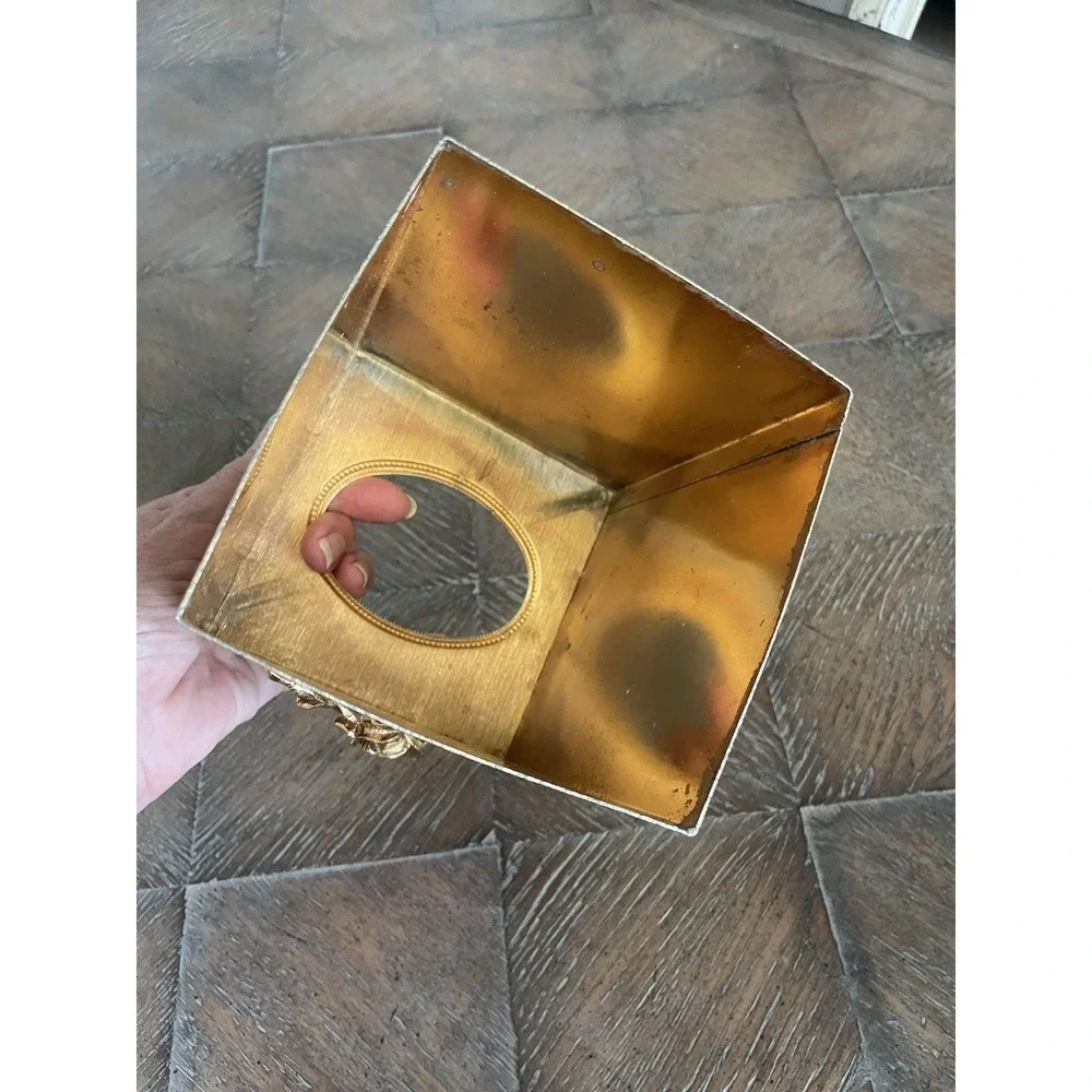 Vtg Hollywood Regency Matson Stylebuilt Gold Tone w/Rose Detail Tissue Box Cover